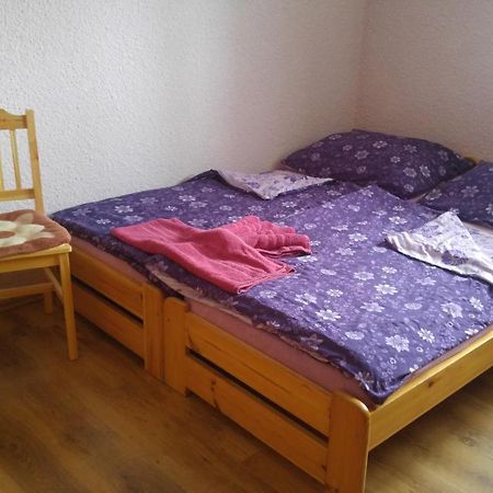 Penzion Apartmany Becov Bečov nad Teplou Eksteriør bilde