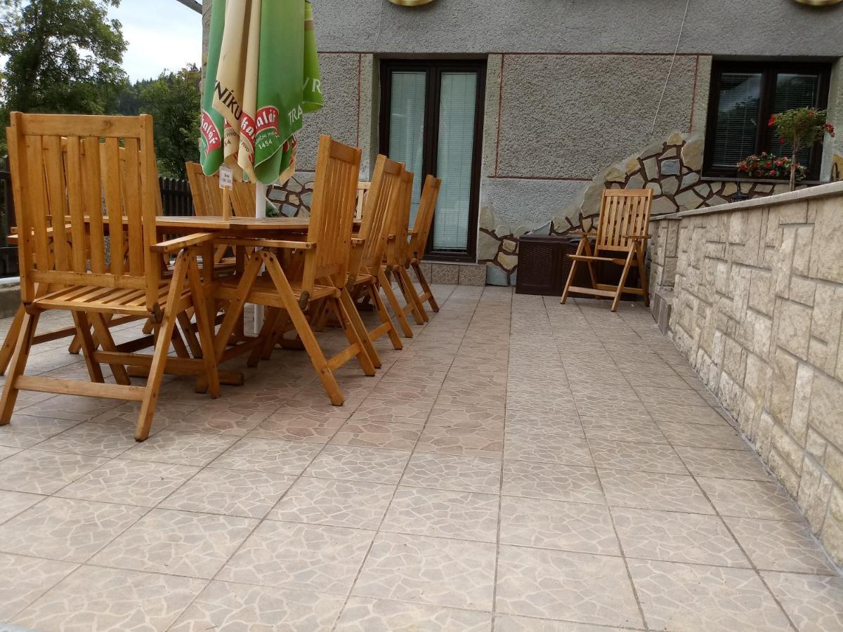 Penzion Apartmany Becov Bečov nad Teplou Eksteriør bilde