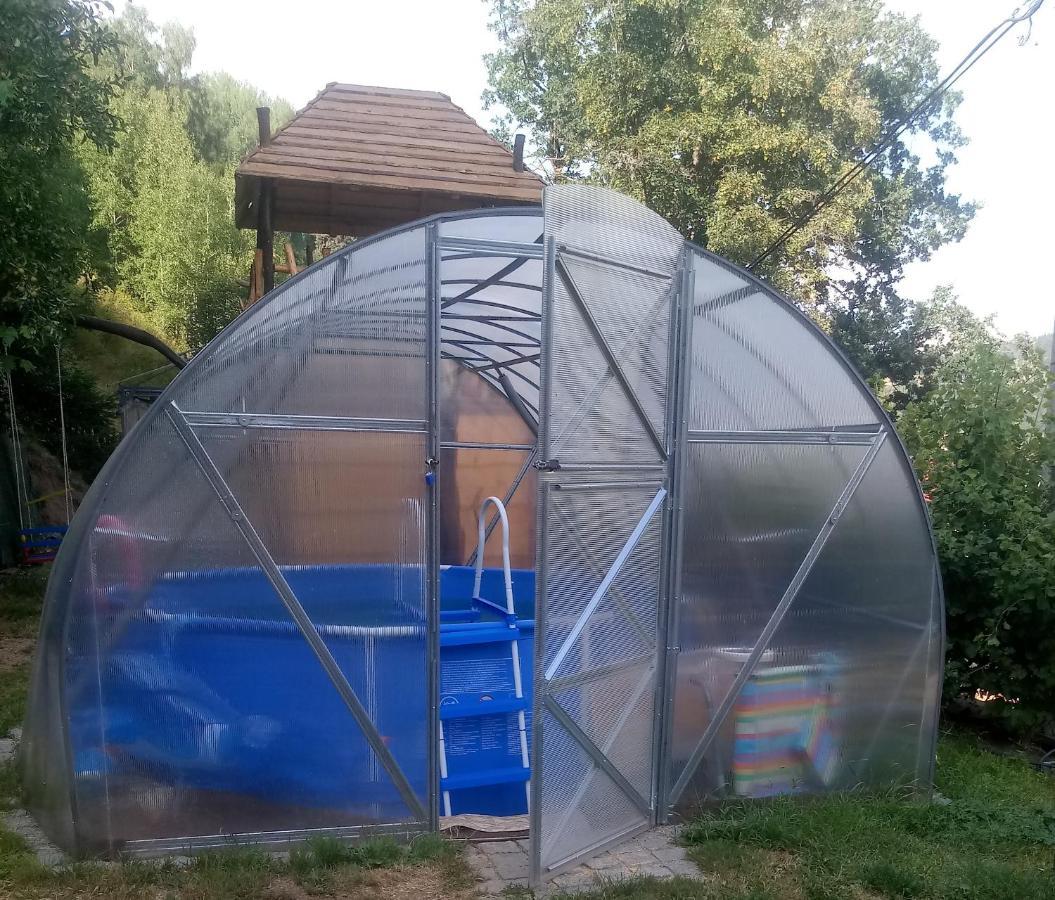 Penzion Apartmany Becov Bečov nad Teplou Eksteriør bilde