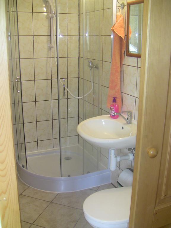 Penzion Apartmany Becov Bečov nad Teplou Eksteriør bilde